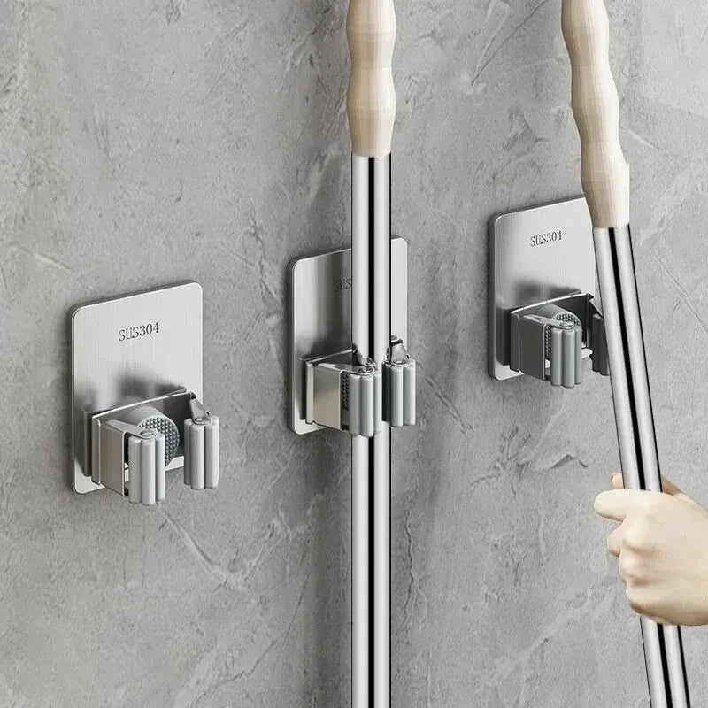 Soporte Autoadhesivo para Escobas y Fregonas